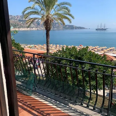 Apartment Taormina Giardini-naxos