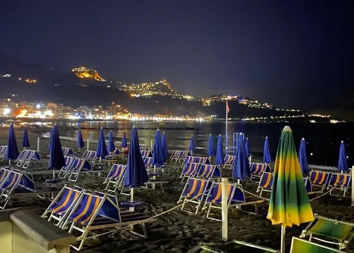 Taormina Giardini-naxos *