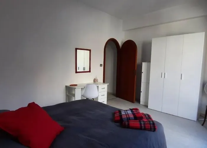 Taormina Giardini-naxos *