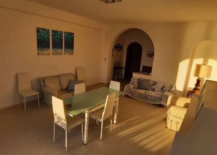 Taormina Giardini-naxos Appartamento *