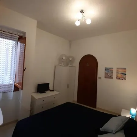 Taormina Giardini-naxos Apartamento *